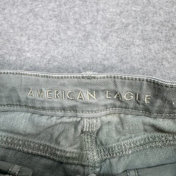 American Eagle Mom Jeans WMNS 2 Green Distressed Denim High Rise Zip Fly Ripped - Picture 4 of 12